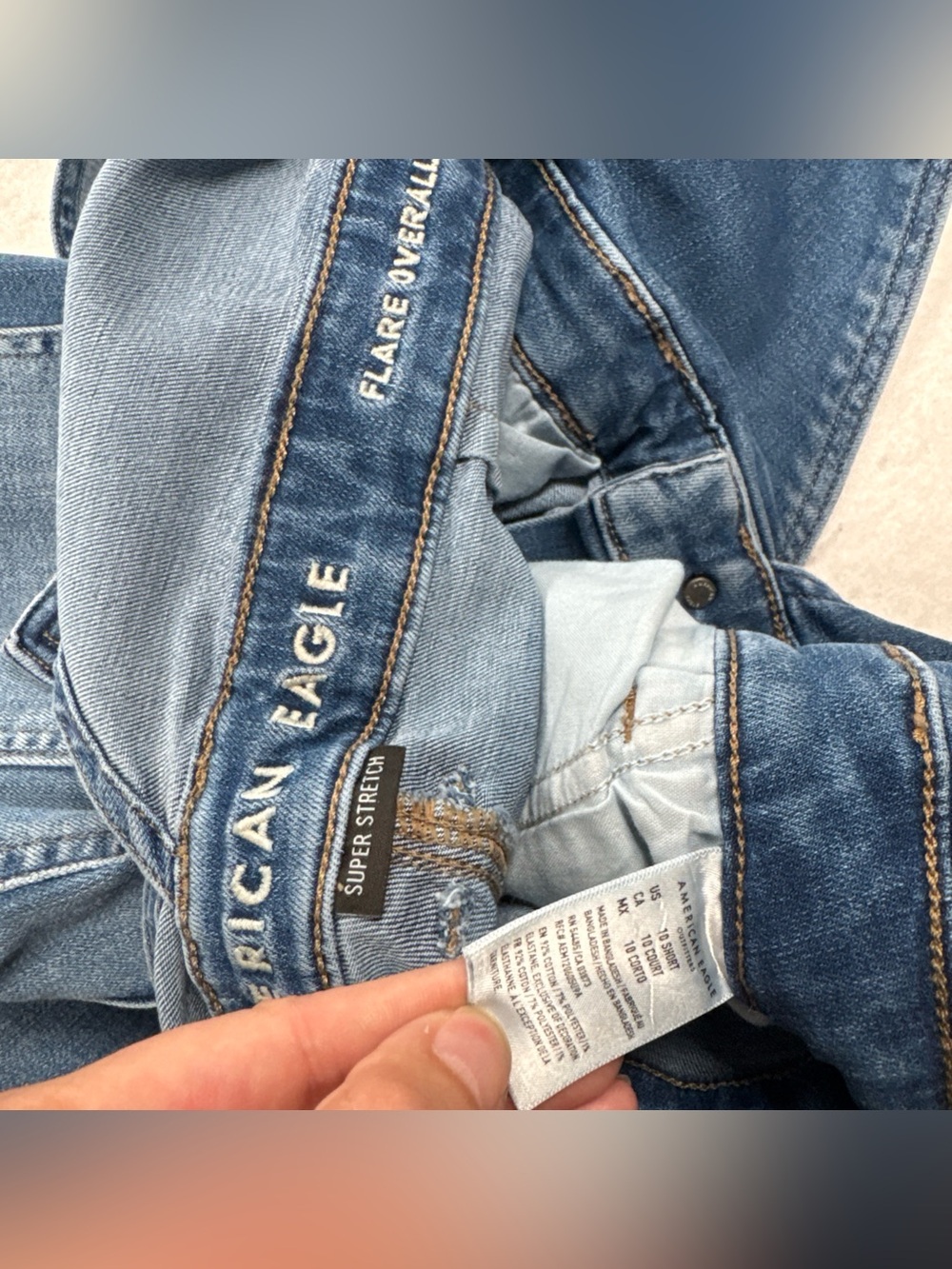 American Eagle Flare Overalls Jean Denim Women’s 10 Short Front Zip Stretch Adj - Picture 5 of 12